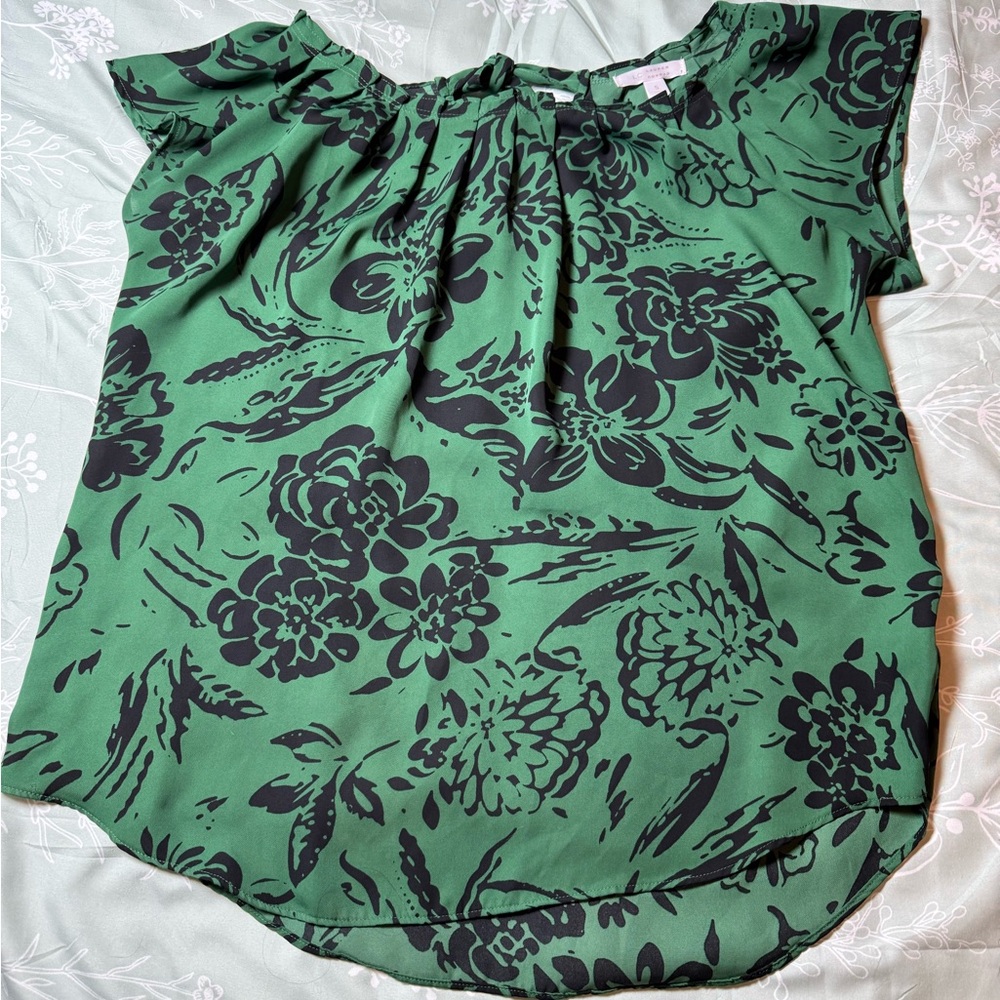 LC Lauren Conrad Green Floral Blouse